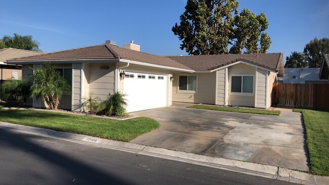 BEAUTIFUL 3 BEDROOM 2 BATHROOM HOME OFF PI... - BEAUTIFUL 3 BEDROOM 2 BATHROOM HOME OFF PI...