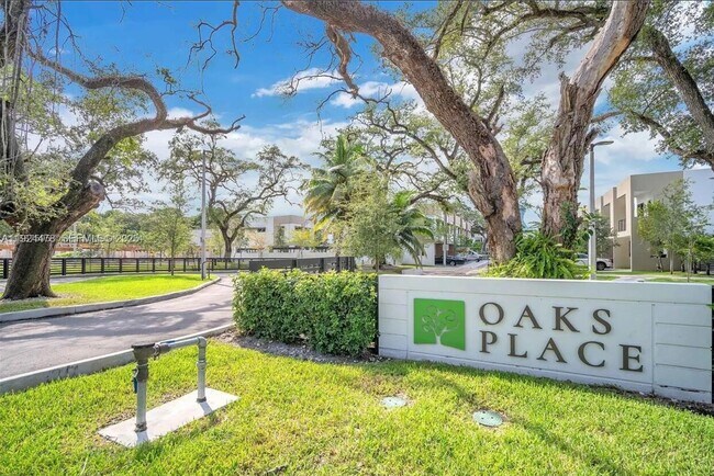 Building Photo - North Oak Place, Davie, FL 33314 - 3 BR 2.5 BA townhouse