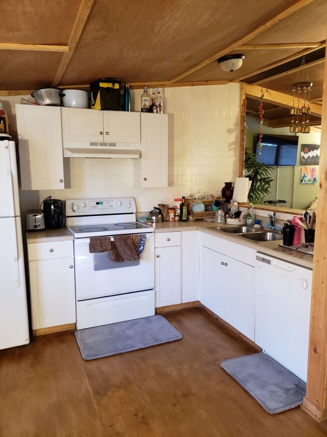 Photo - 3737 Junaluska Rd