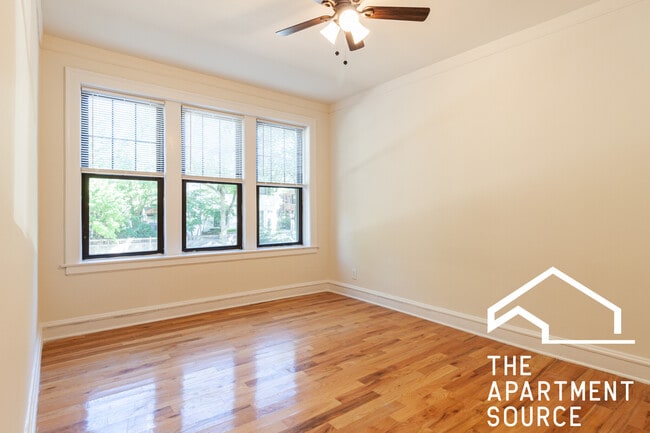 Building Photo - 3904 N Janssen Ave Rental
