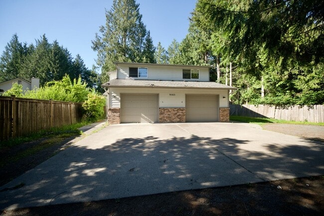 Building Photo - 5175 Unit B