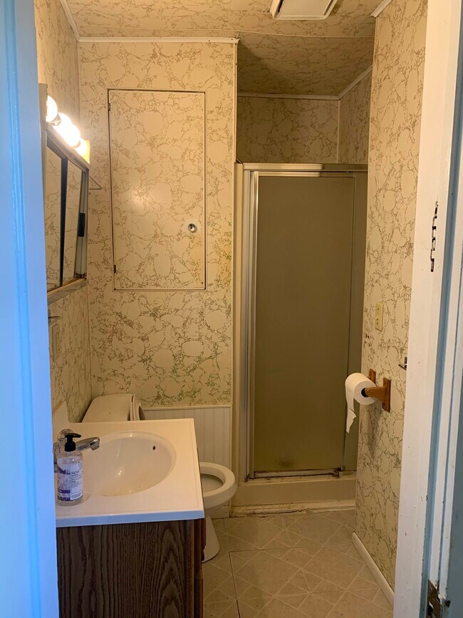 603 2nd Ave Unit 6BR/2BA