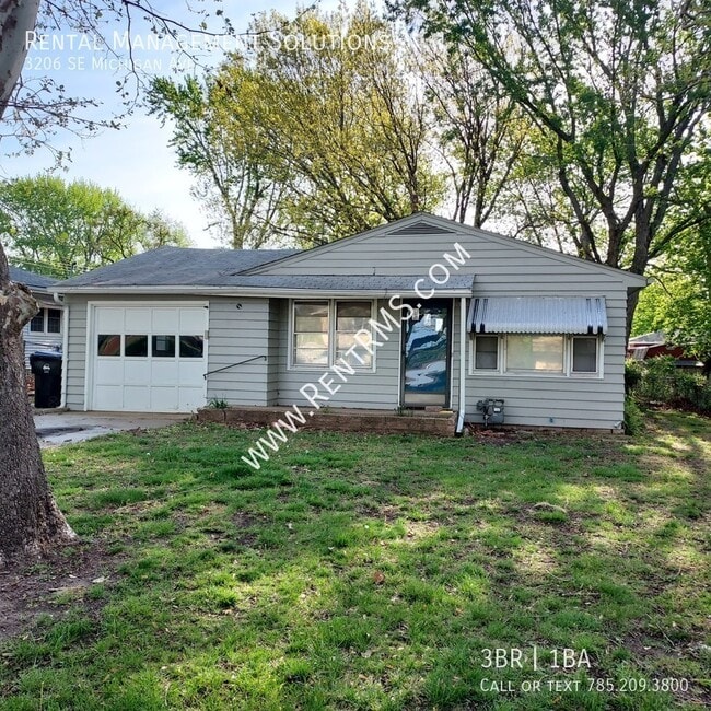 Photo - 3206 SE Michigan Ave