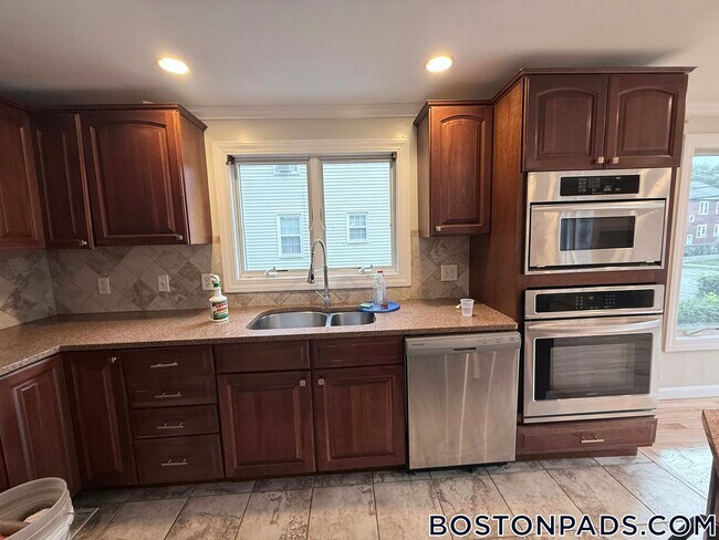 167 Summer St Unit 1