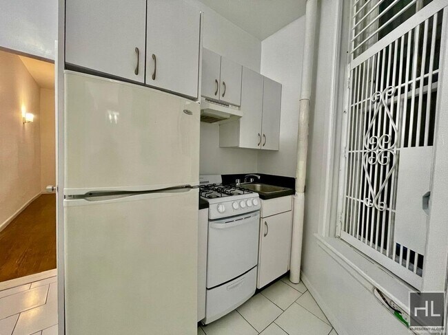 Photo - EAST 89 St Unit A