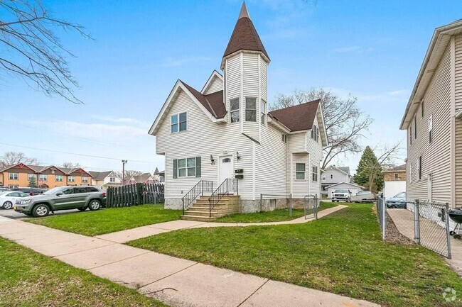 Building Photo - 618 N Ashland Ave Rental