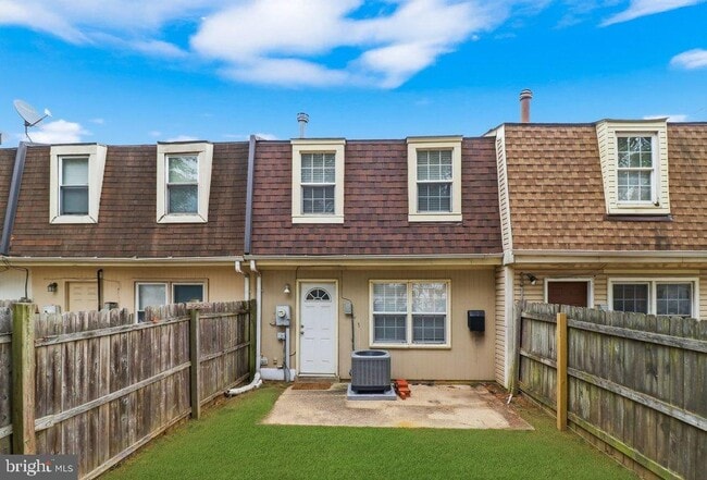 Photo - 1984 Arwell Ct