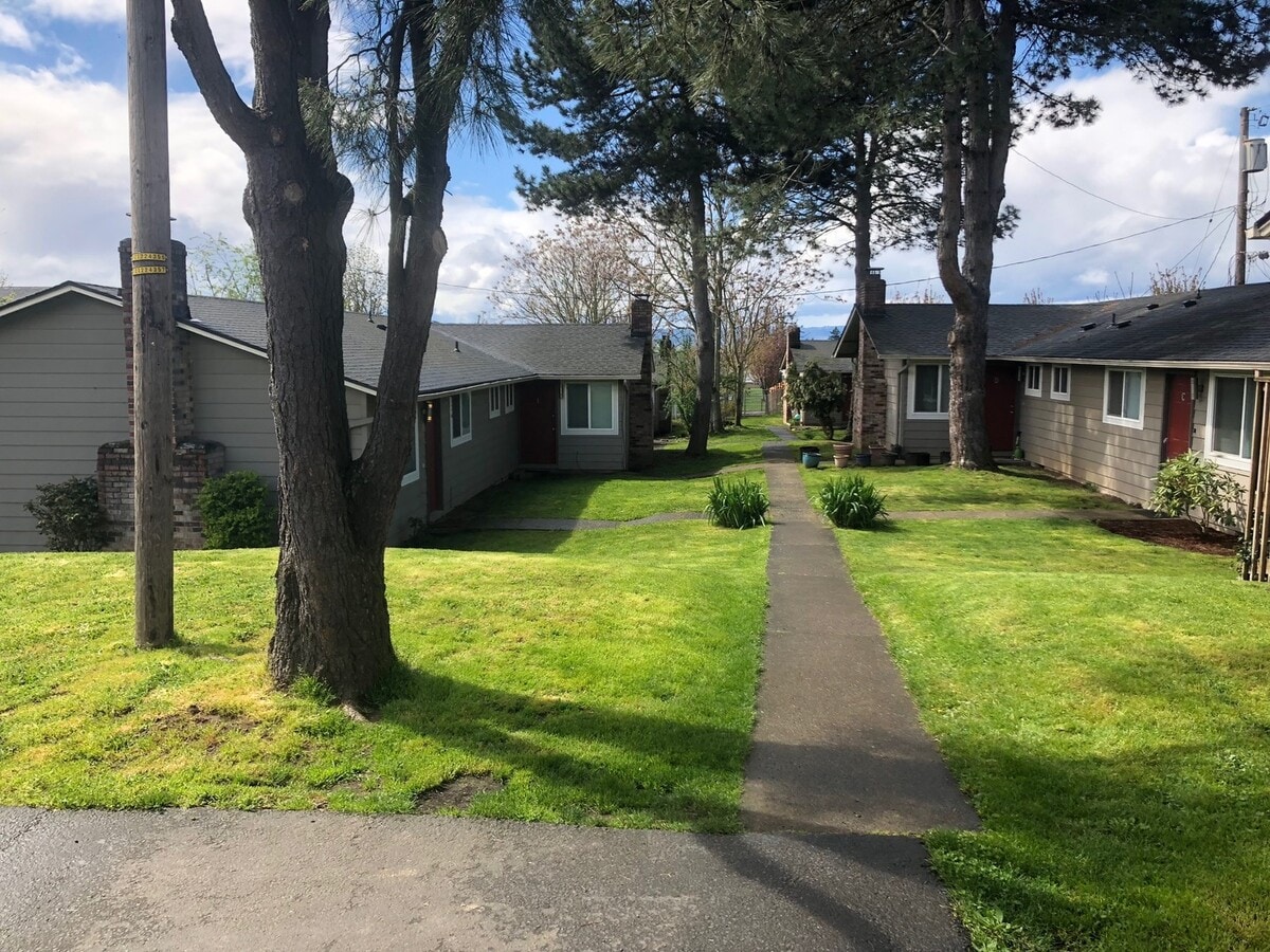 Photo - Grove West