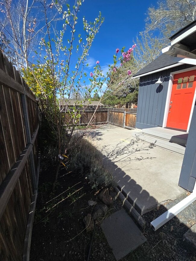 Photo - ?PRICE DROP? $300 off 1st months rent?Private & Super Cute 1BR – Prime Bend Location Near Food Carts
