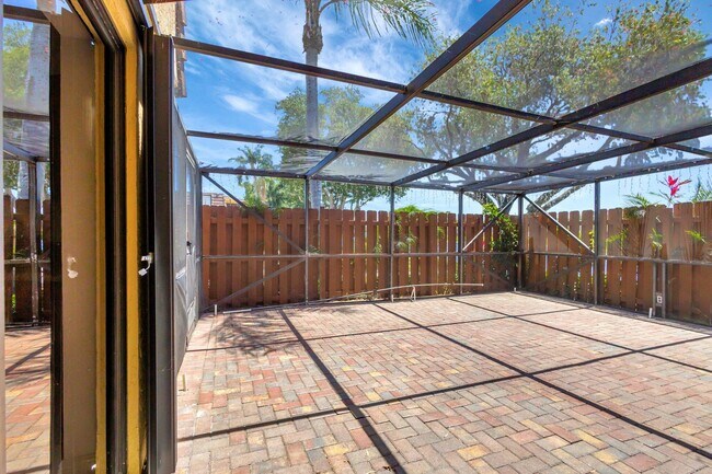 Photo - 44 Springdale Cir