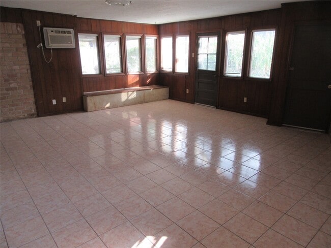 Photo - 12215 Pompano Ln