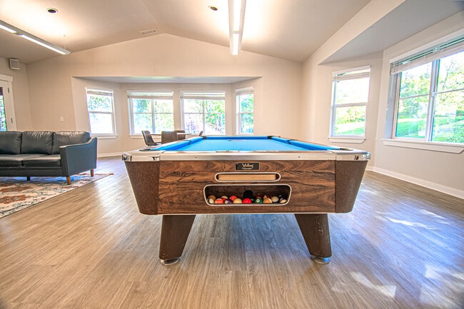 Photo - Troutdale Terrace