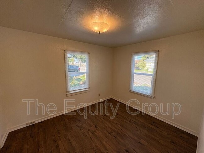 Photo - 719 S Church St