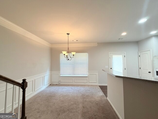 Photo - 591 Oakside Pl