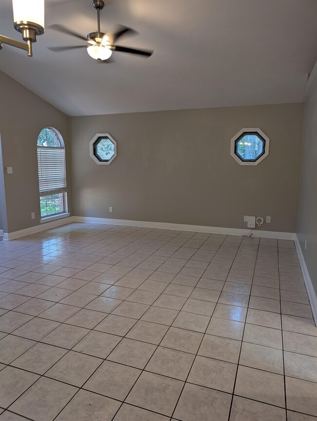 Photo - 3136 Layla St