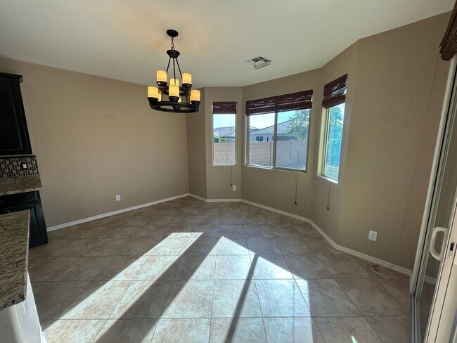 Photo - 18627 W North Ln