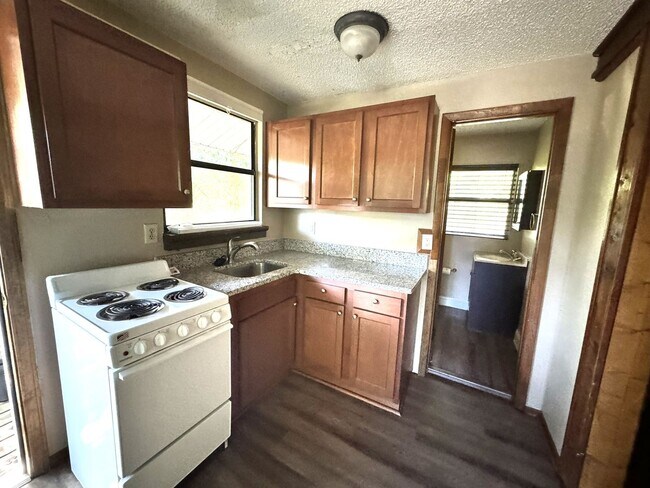 Photo - Delightful Riverside Apartment