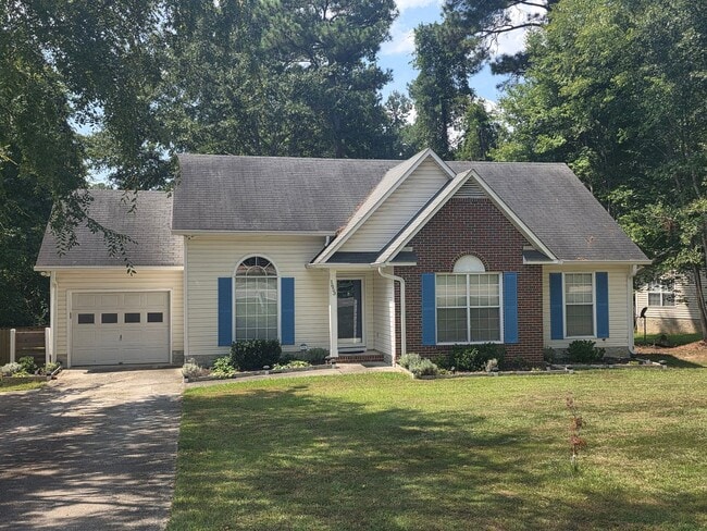 Photo - 1653 Kennerly Rd