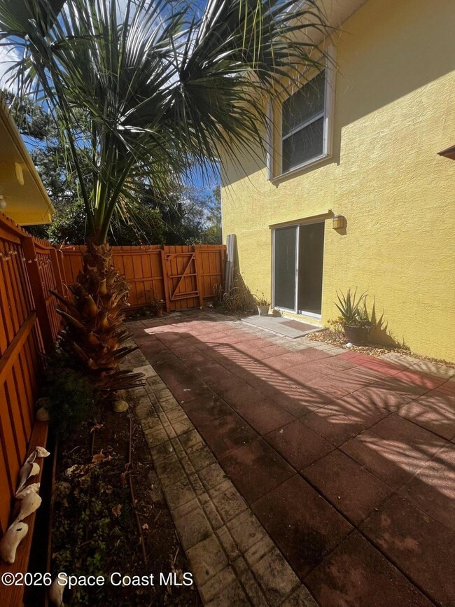 Photo - 11195 Roseland Rd Unidad 5