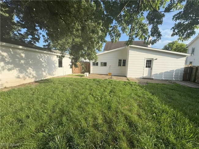 Photo - 9513 Edison St NE