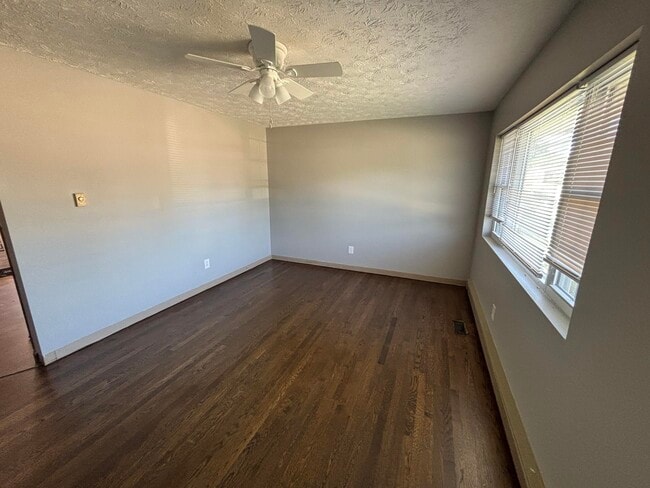 Photo - 1840 Costigan Dr