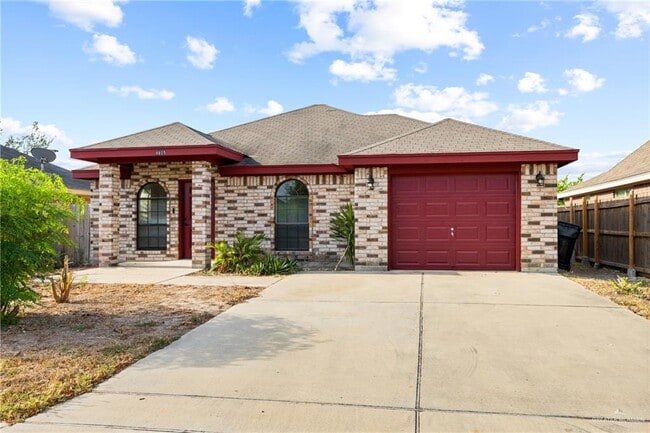 Building Photo - 11 Jay Ave