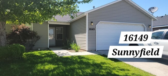 Building Photo - 16149 Sunnyfield Ave Rental