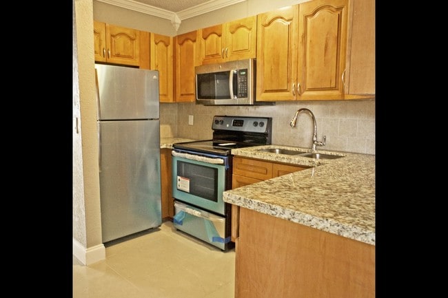 Photo - Waterford Villas - 6890- 6857 SW 5th St Margate, FL 33068