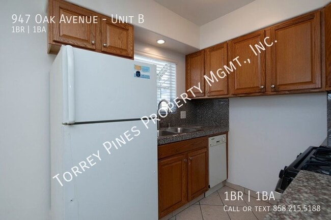 Photo - 947 Oak Ave Unit B