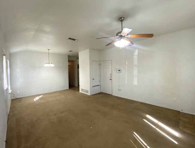 Photo - 2912 Ashley Dr