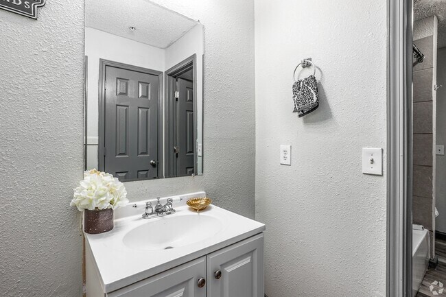 417 Tinker Diagonal St Unit Oklahoma City