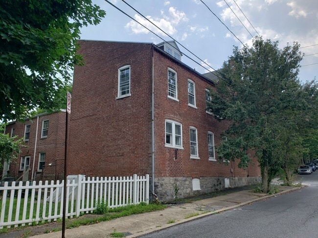 Photo - 401 Fairview Ave Unidad Apt 3