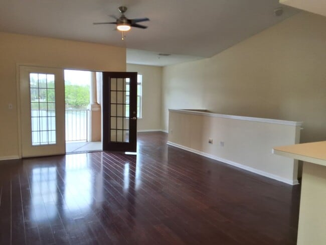 Photo - Beautiful WATER VIEW 3 bedroom, 2 bathroom... Unit 2212