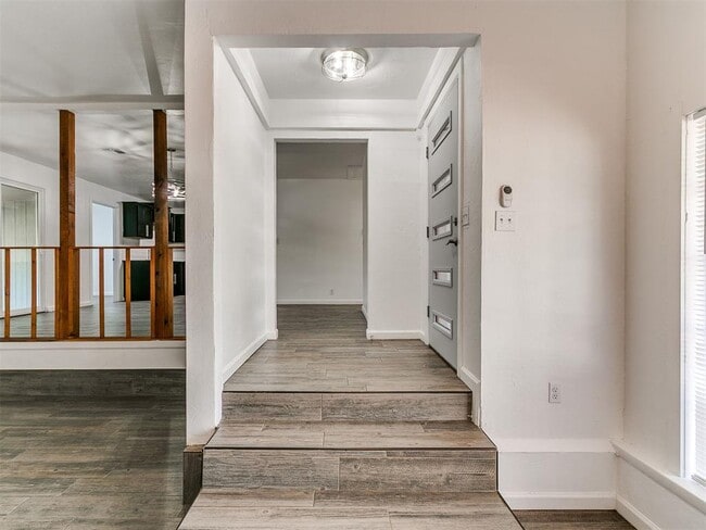 Photo - 816 S Santa Fe Dr