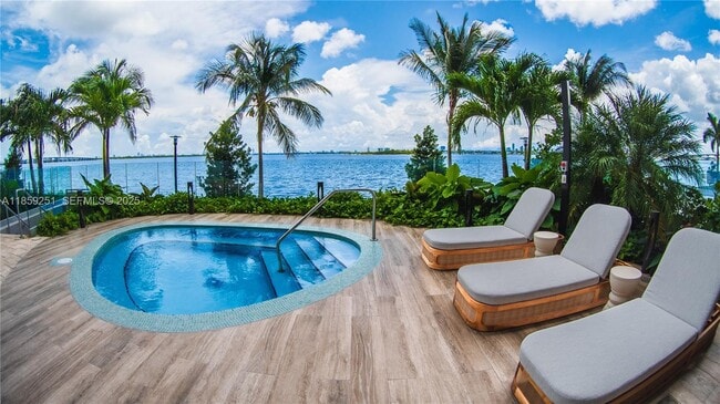 Photo - 700 NE 24th St Unit 4101