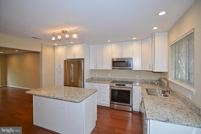 Photo - 13107 Englishwood Ln