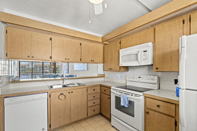 Photo - 2401 Marina Isle Way Unit 205