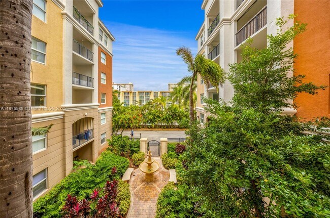 Building Photo - 17125 N Bay Rd Unit 3301 Rental