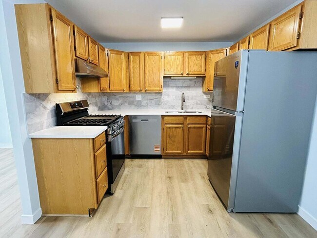 Photo - 1336 Wakeby Ln