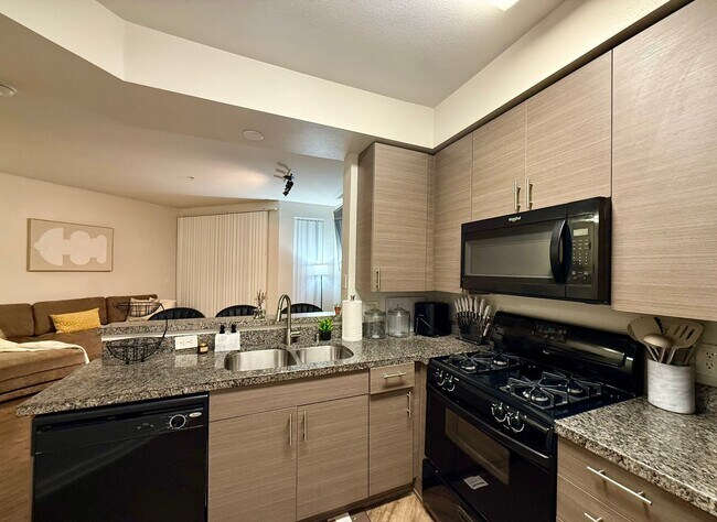 13603 Marina Pointe Dr Unit D515