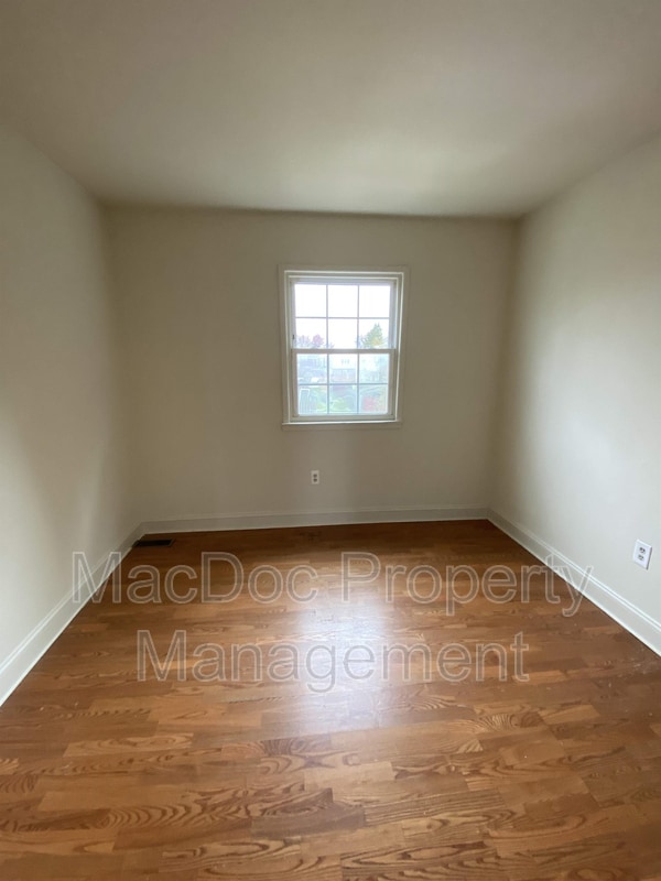 Photo - 2331 McClellan Ct