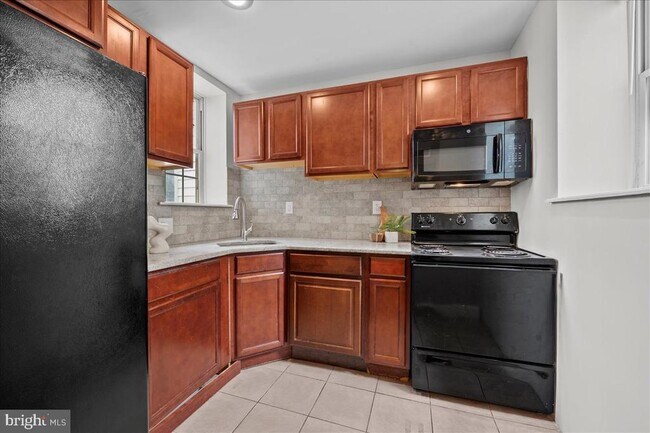 Photo - 1325 N Franklin St