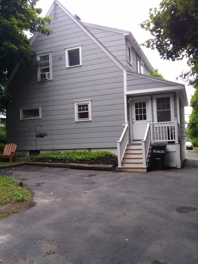 Photo - 317 Mosley Dr