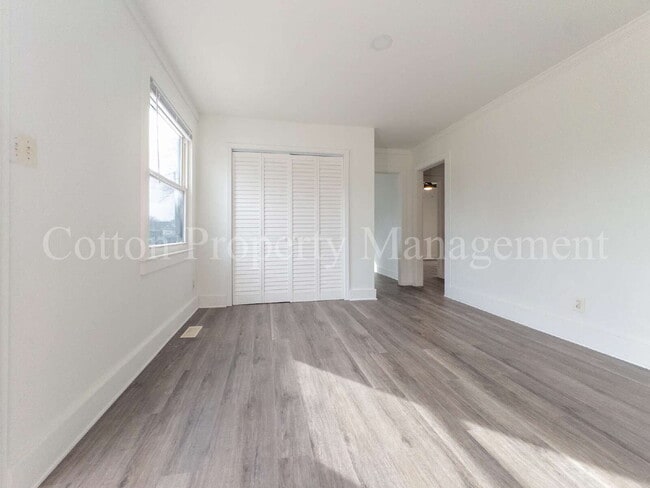 Photo - 417 N 13th St