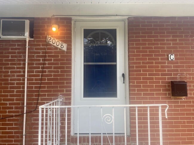 Photo - Lovely 1 Bedroom Apartment Near Duke West and Hospital Unidad 2008C