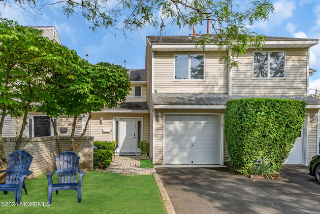 Photo - 215 W Morgan Ave Townhome
