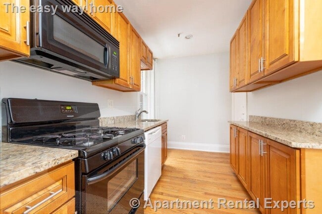 Photo - 286 Chestnut Hill Ave Unit #5