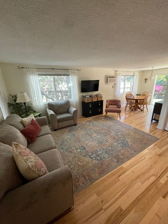 Photo - 2-Bedroom 1 1/2-Bathroom duplex