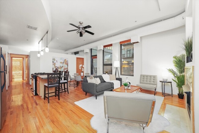 910 S Michigan Ave Unit 519