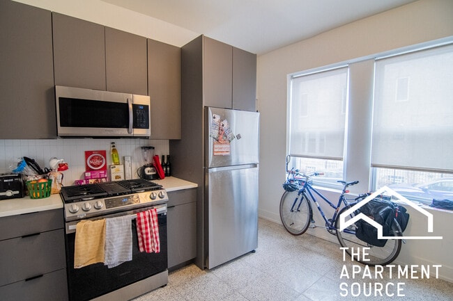 Photo - 3051 W Medill Ave Condo Unit 3B